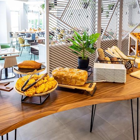 Novotel Bourges Kültér fotó
