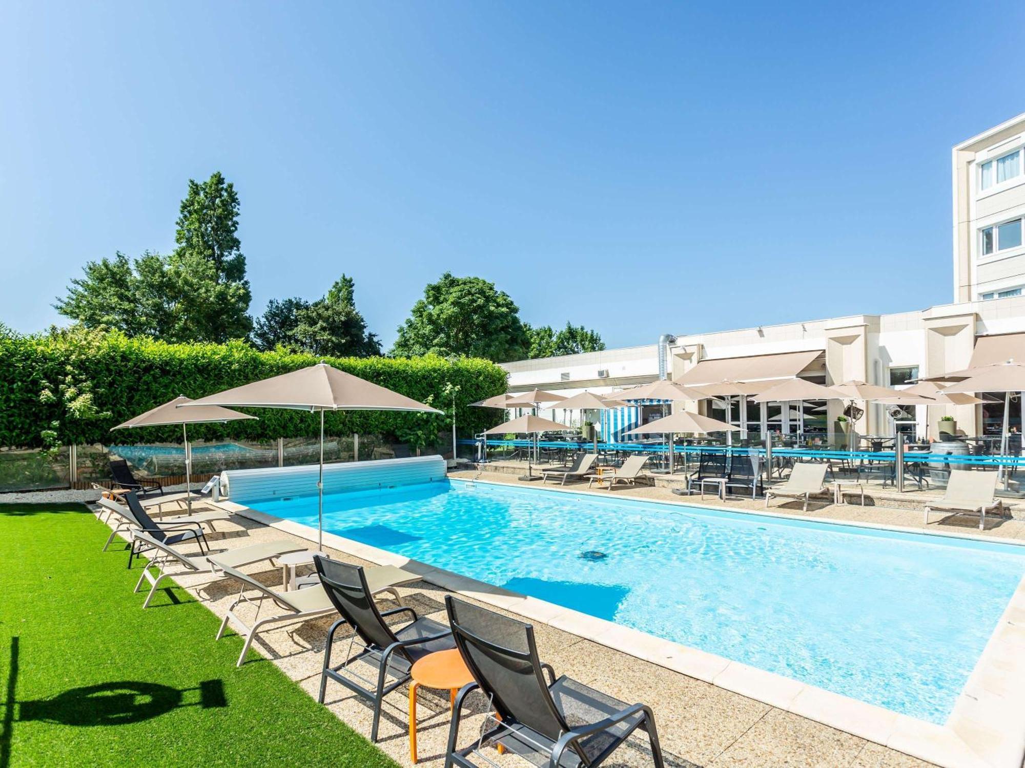 Novotel Bourges Kültér fotó
